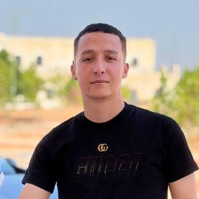 Tahar Aek